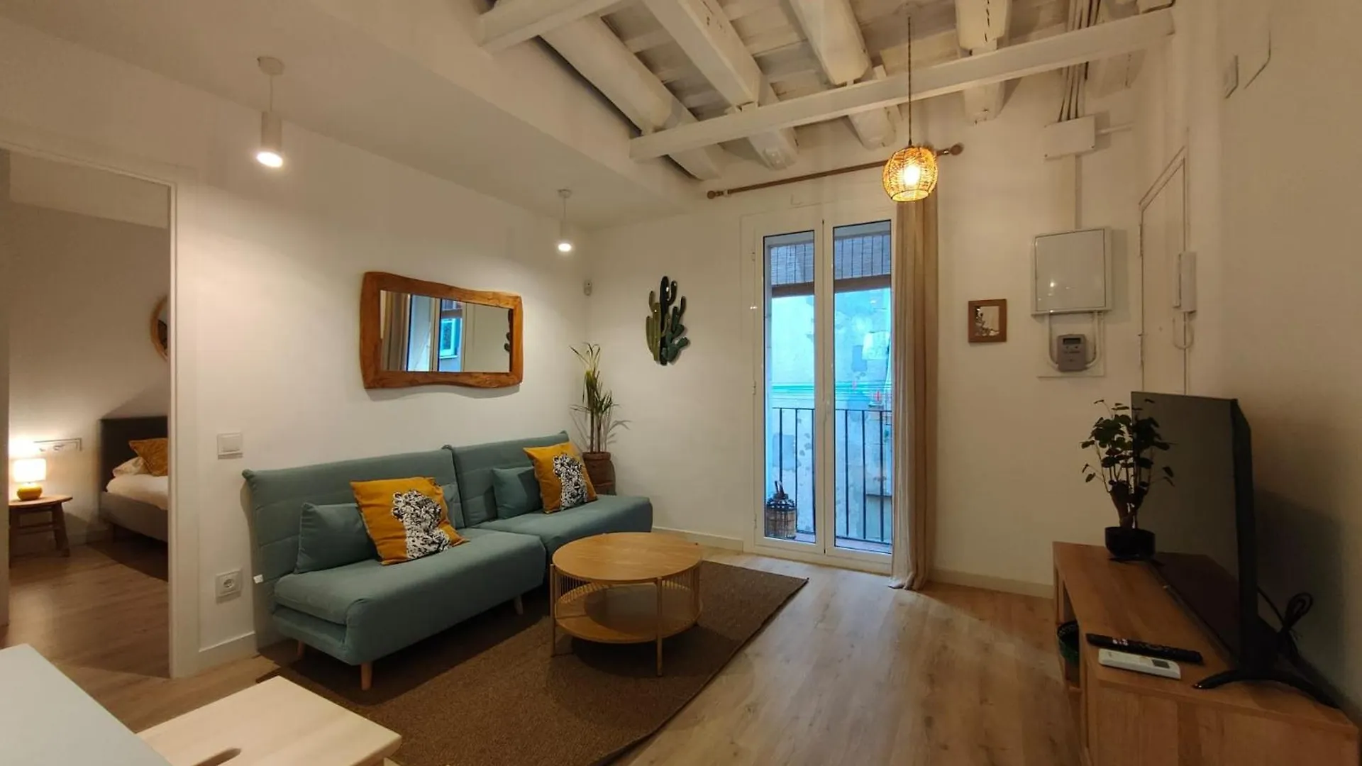 Apartment Ferienwohnung 2Br Central Location Barcelona